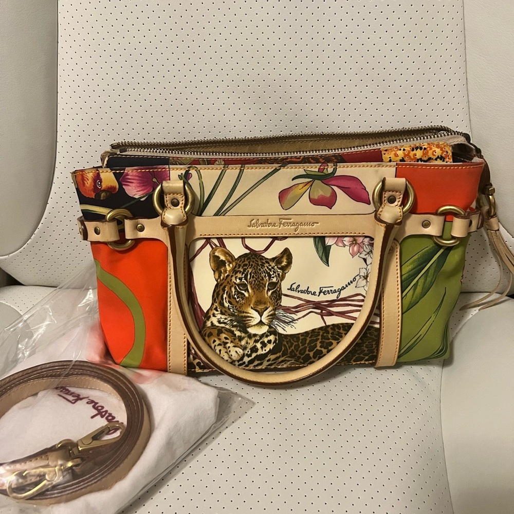Salvatore Ferragamo Multicolor Women's Bag - with dusty and crossbody strap